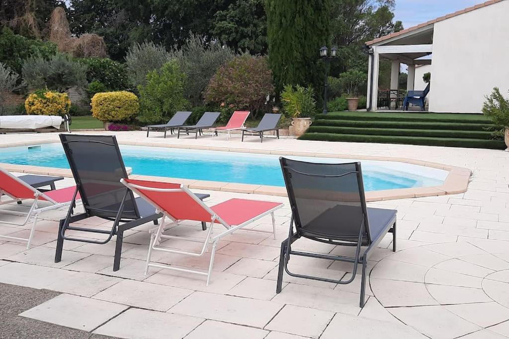 Villa L'Estel En Campagne Avec Piscine Privee Proche Arles Et Avignon Tarascón Exterior foto